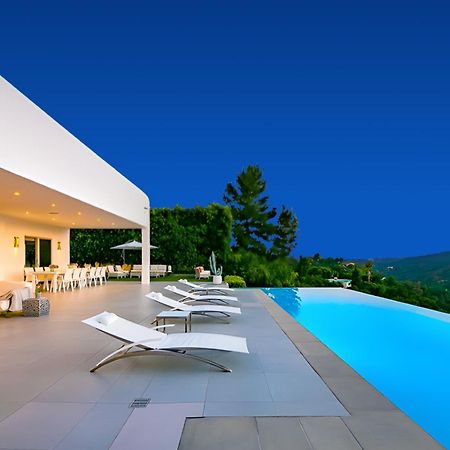 Pristine Paradise With Scenic Views Villa Beverly Hills Exterior photo