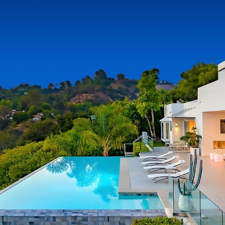 Pristine Paradise With Scenic Views Villa Beverly Hills Exterior photo