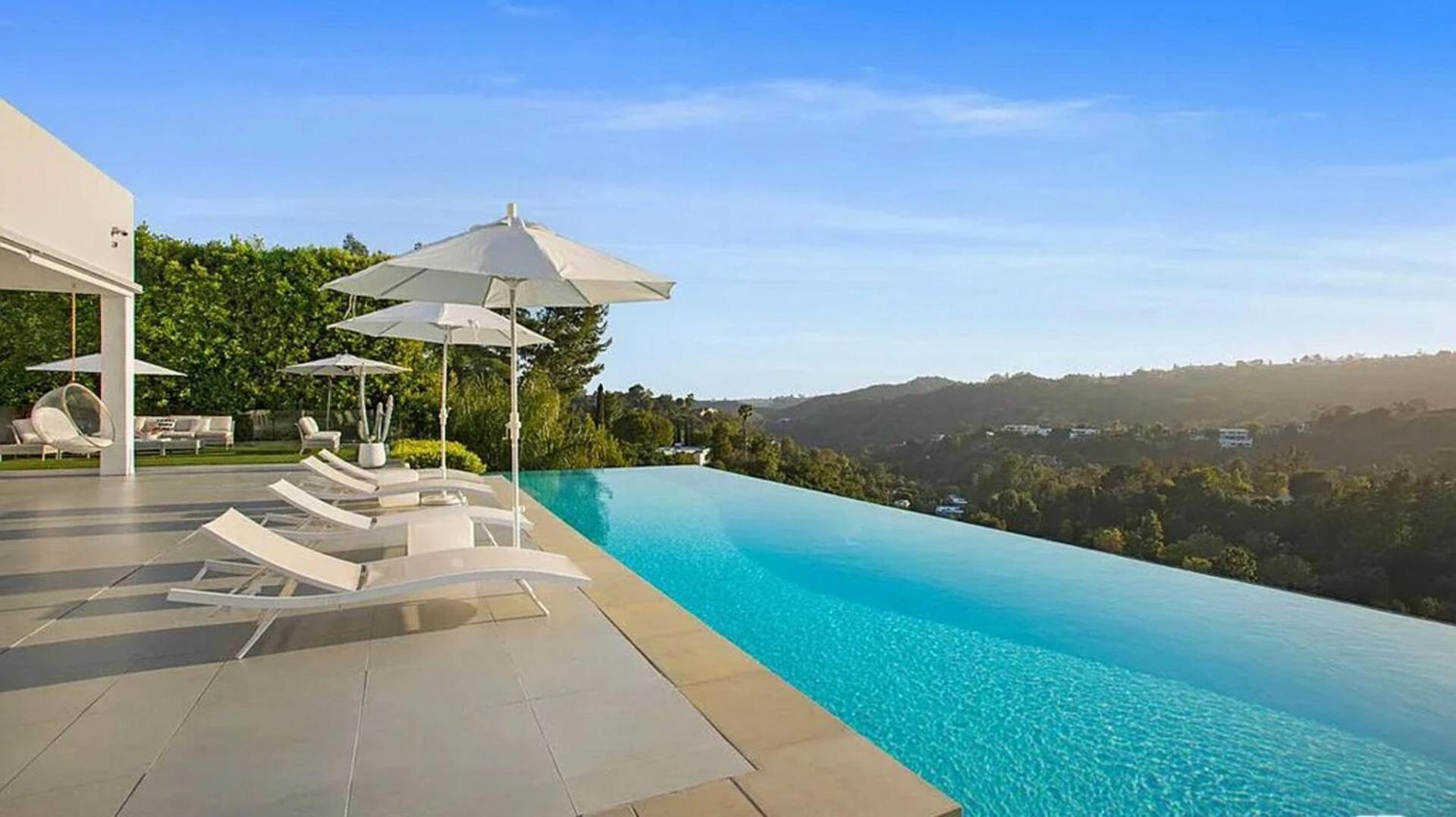 Pristine Paradise With Scenic Views Villa Beverly Hills Exterior photo