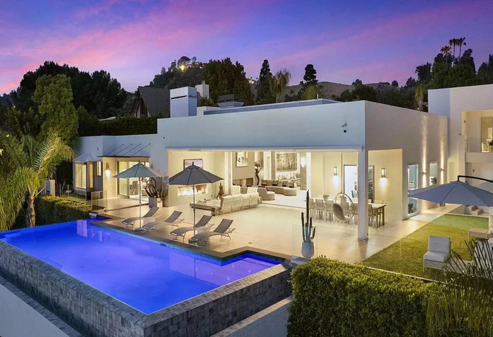 Pristine Paradise With Scenic Views Villa Beverly Hills Exterior photo