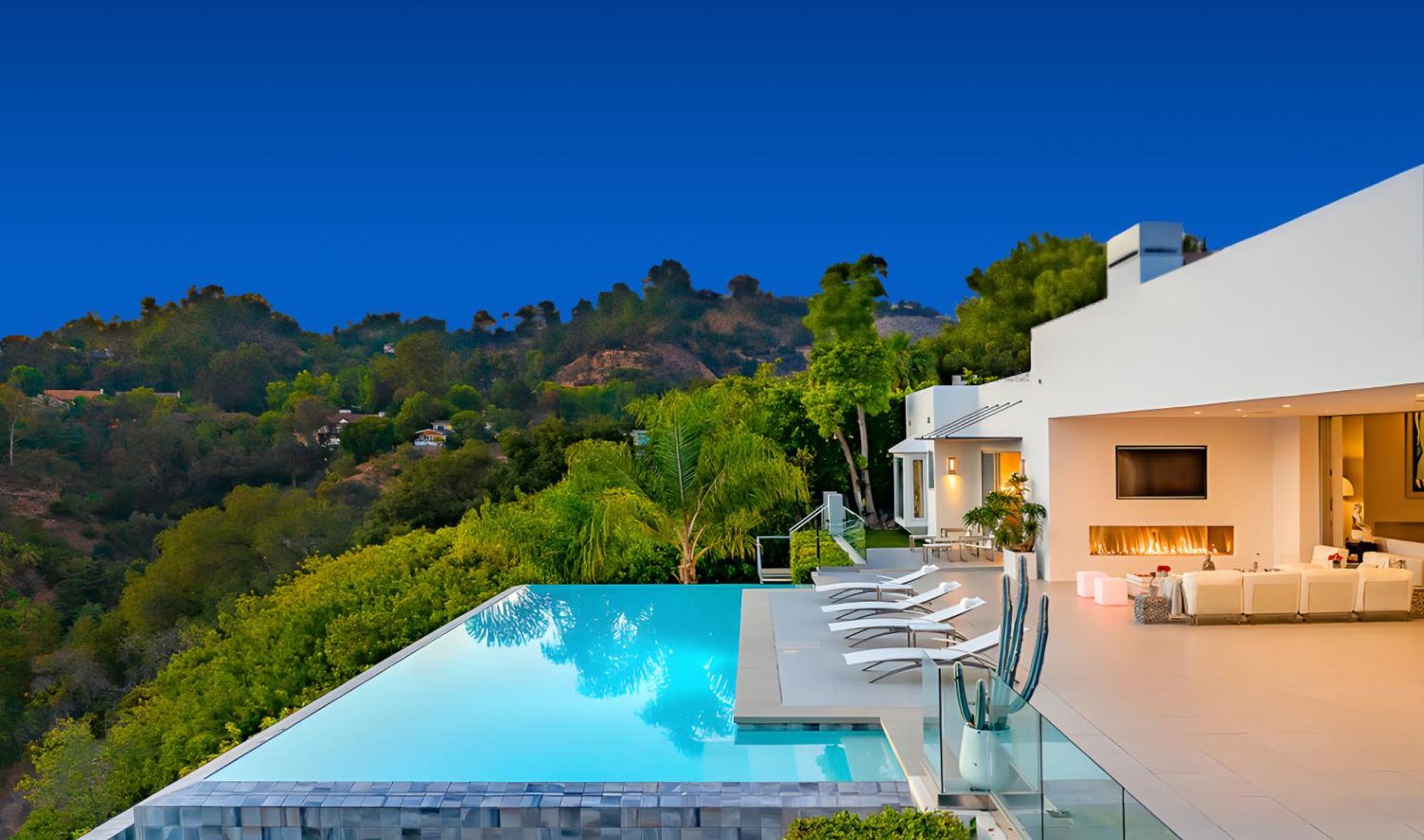 Pristine Paradise With Scenic Views Villa Beverly Hills Exterior photo